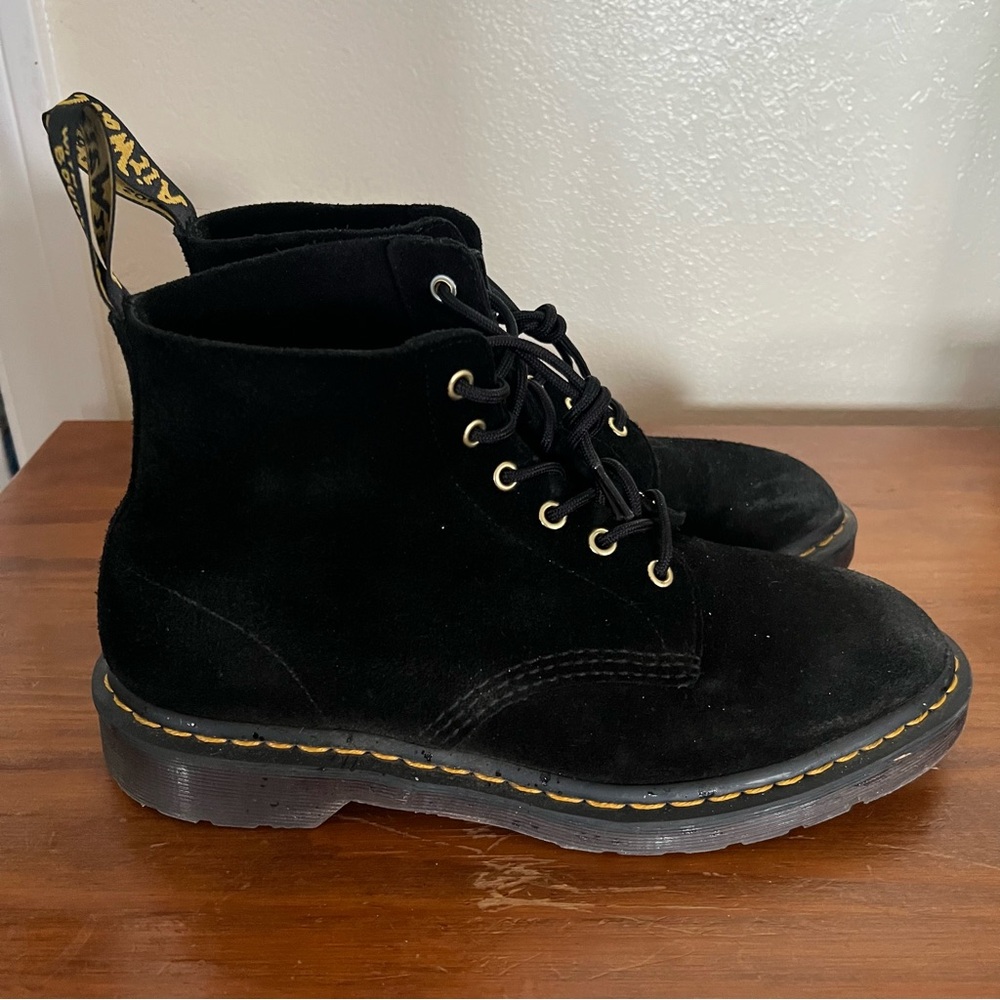 Dr. Martens 101 Black Suede Boots M 9 W 10 RARE! - Picture 4 of 5
